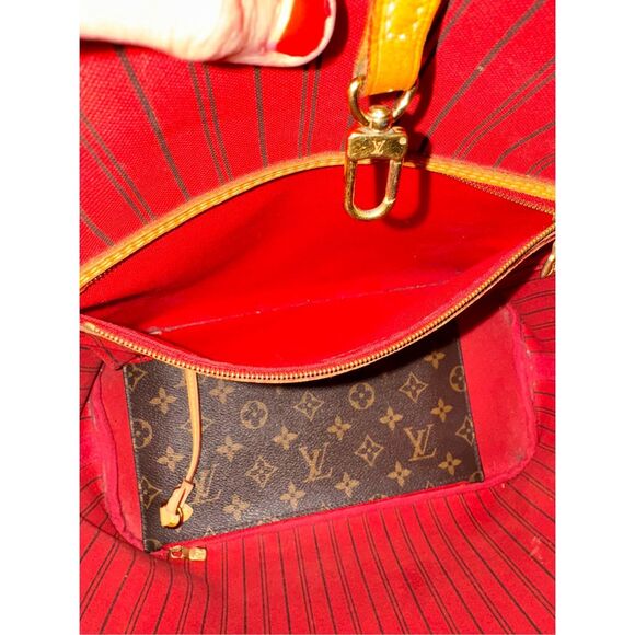 Louis Vuitton Brown and Tan Shoulder Bag - Picture 5 of 8